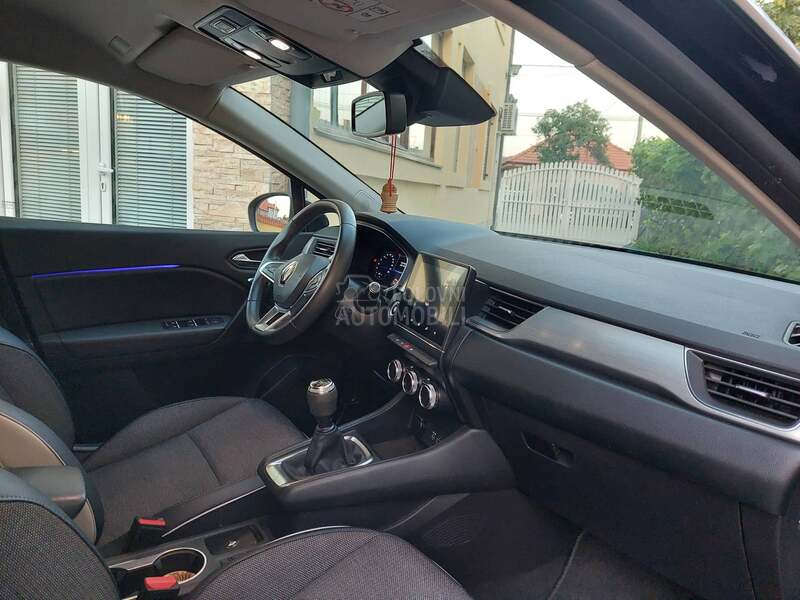 Renault Captur VIRTUELNA TABLA