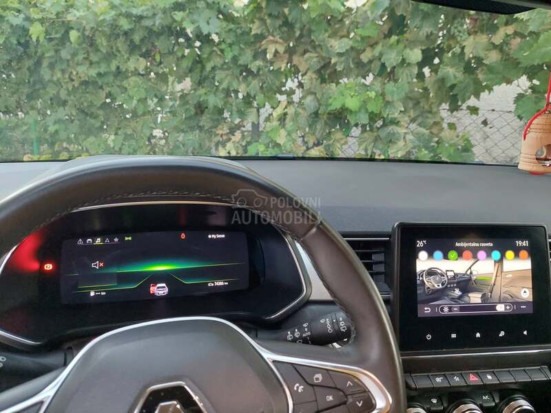 Renault Captur VIRTUELNA TABLA