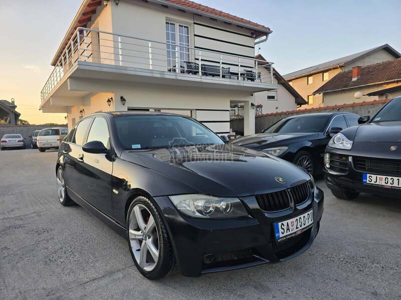 BMW 320 