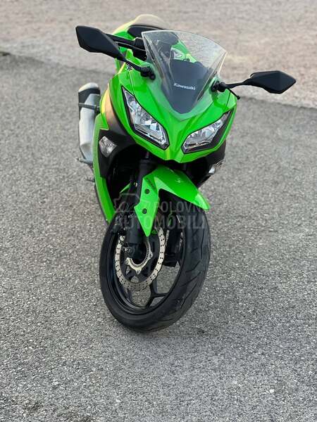 Kawasaki Ninja 300