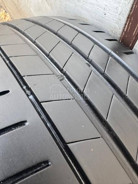 Bridgestone 205/45 R17 Letnja