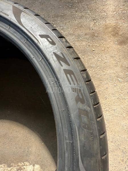 Pirelli 275/35 R21 Letnja