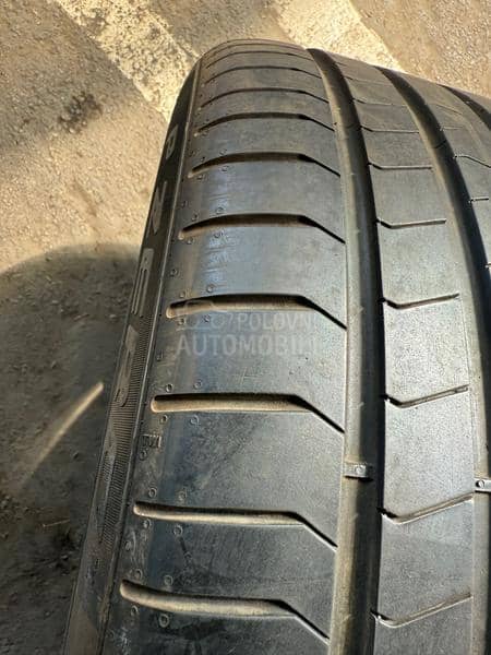 Pirelli 275/35 R21 Letnja