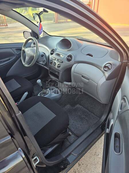 Toyota Yaris 1.0