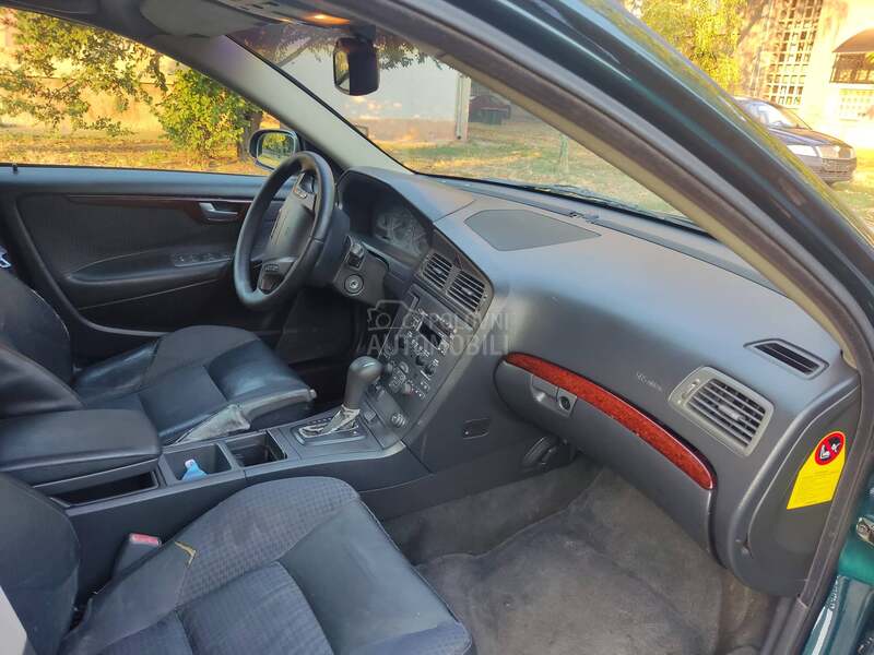 Škoda Octavia superb 2.8-30v