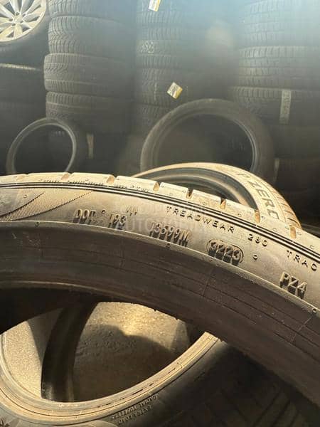 Pirelli 255/35 R21 Letnja