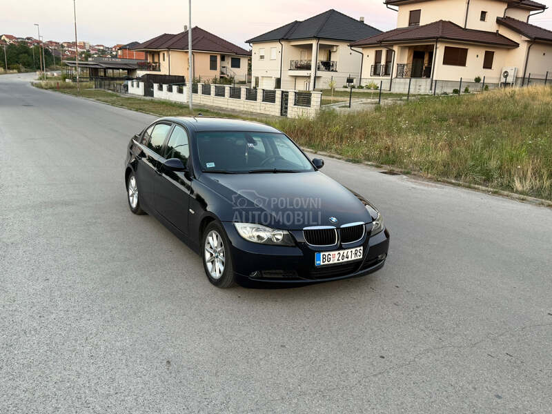 BMW 320 