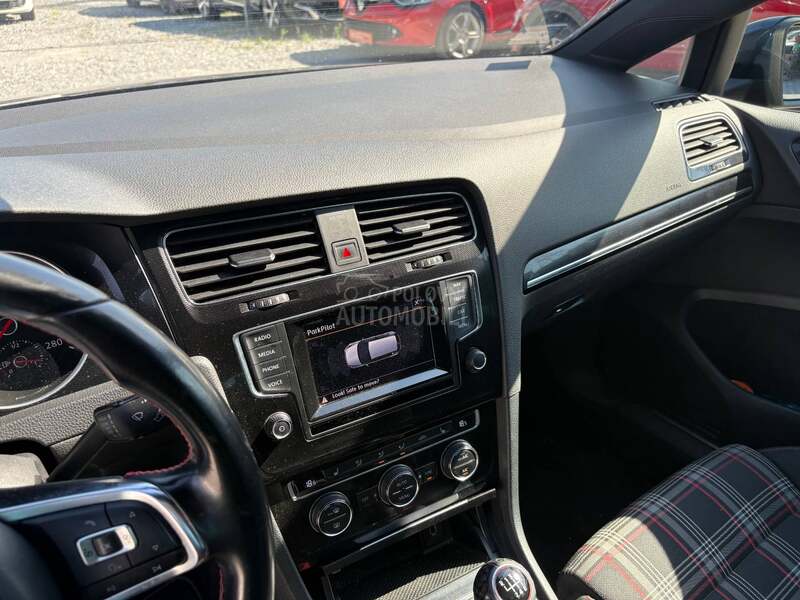 Volkswagen Golf 7 2.0 GTI Xenon Nav