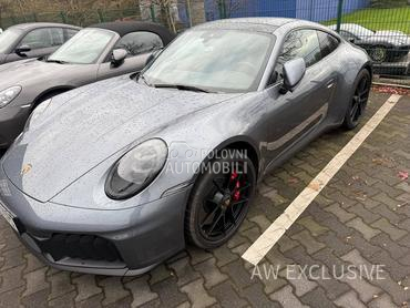 Porsche 911 Carrera 4 GTS LIFT