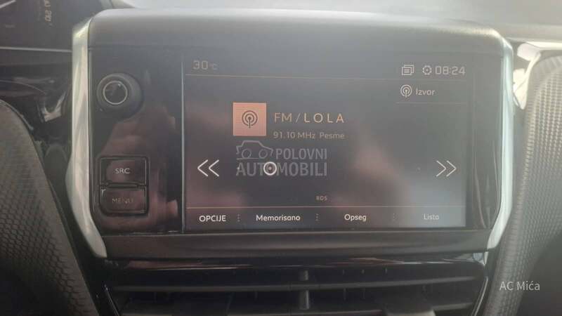 Peugeot 2008 1.5 BLU NAV LED USB