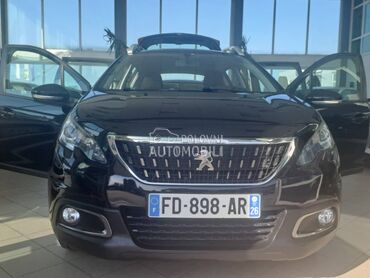 Peugeot 2008 1.5 BLU NAV LED USB