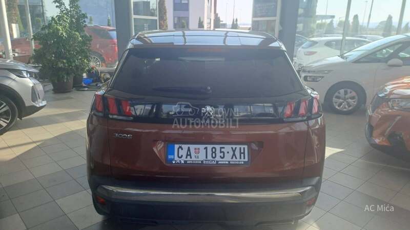 Peugeot 3008 1.5 BLU NAV ALU LED