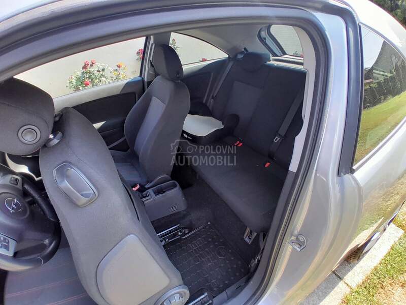 Opel Corsa D 125 HP Njoy