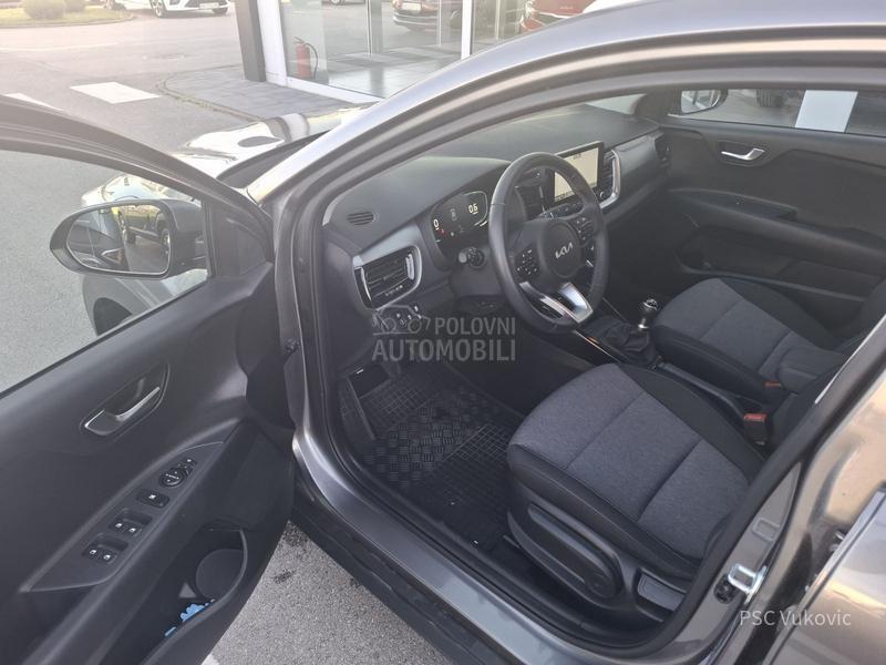 Kia Stonic LX URBAN 1.2 Man