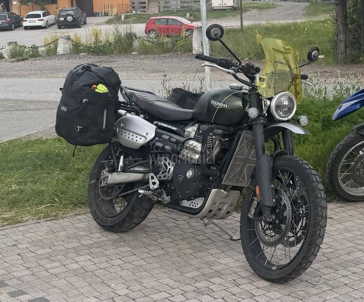 Triumph Scrambler 1200 XC