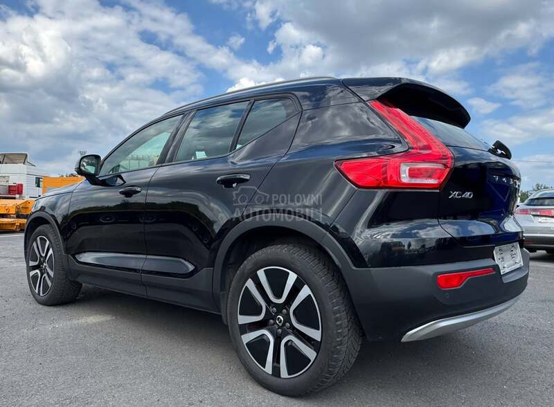 Volvo XC40 2,0D Black edit