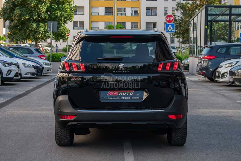 Peugeot 5008 1.5hdi ALLURE 7 sed