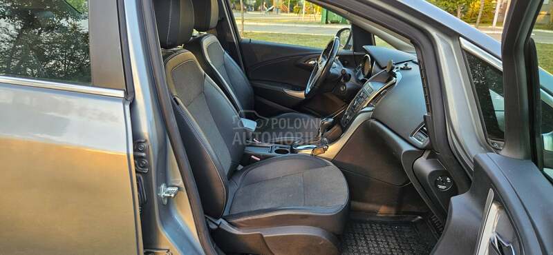 Opel Astra J 1.6