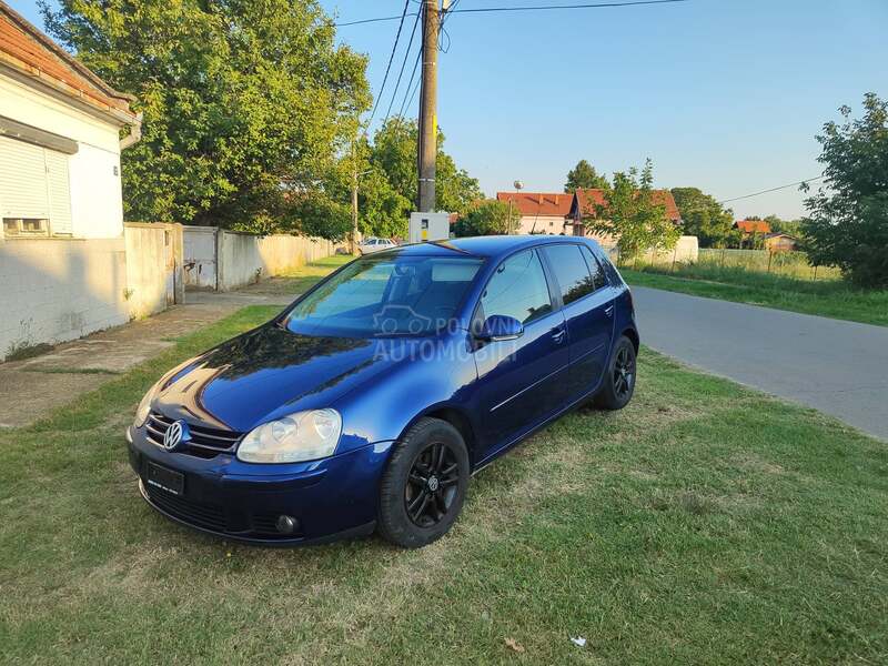 Volkswagen Golf 5 1.6 FSI CH