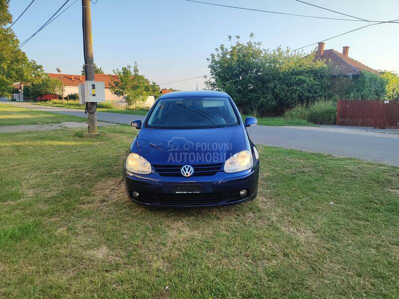 Volkswagen Golf 5 1.6 FSI CH