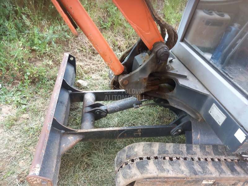 Hitachi ZX25