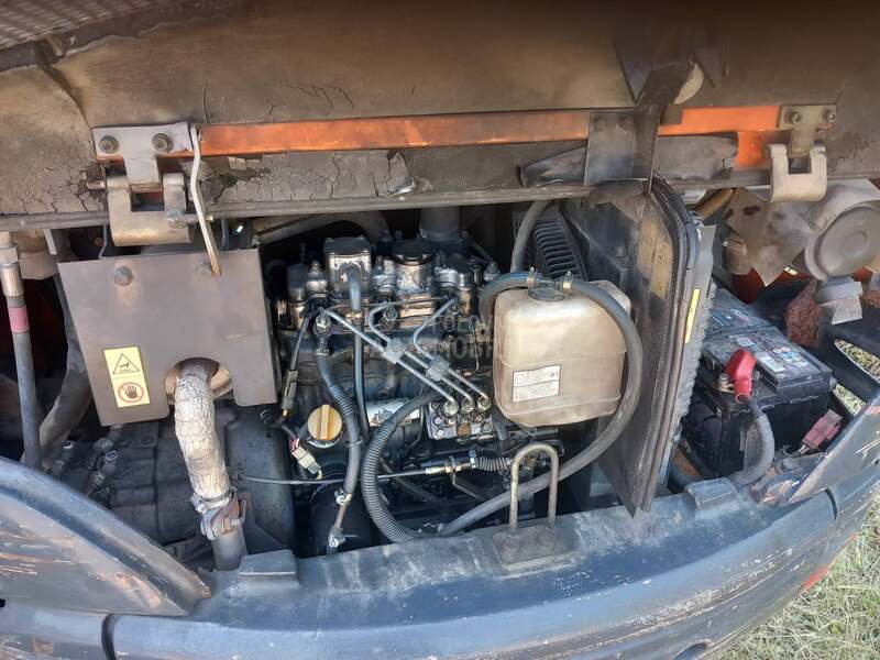 Hitachi ZX25
