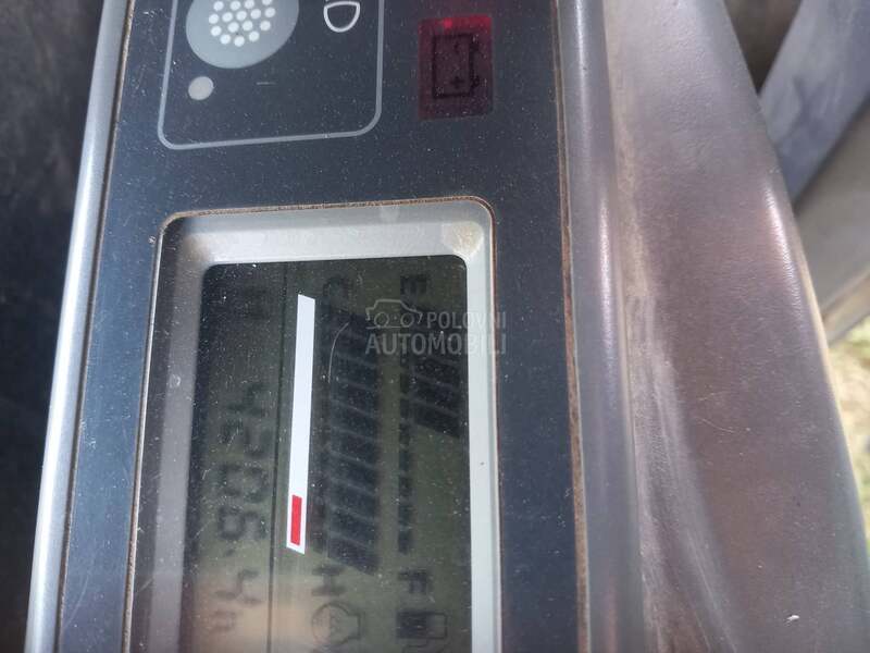 Hitachi ZX25