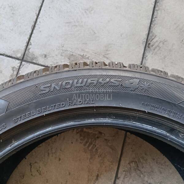 Lassa 215/50 R17 Zimska
