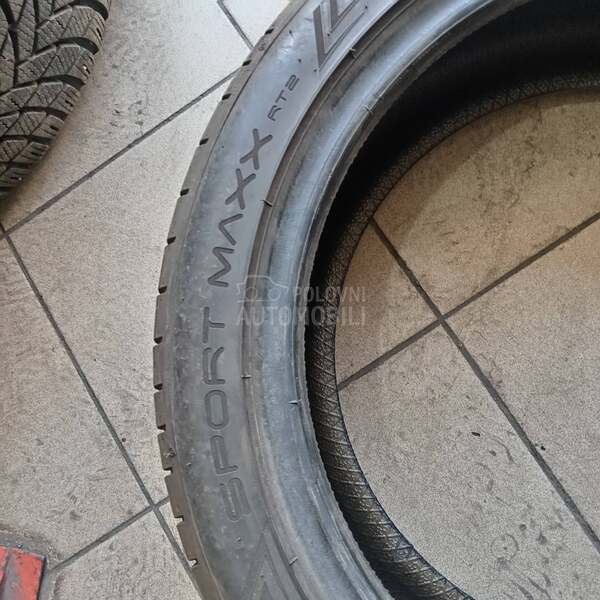 Dunlop 215/45 R17 Letnja