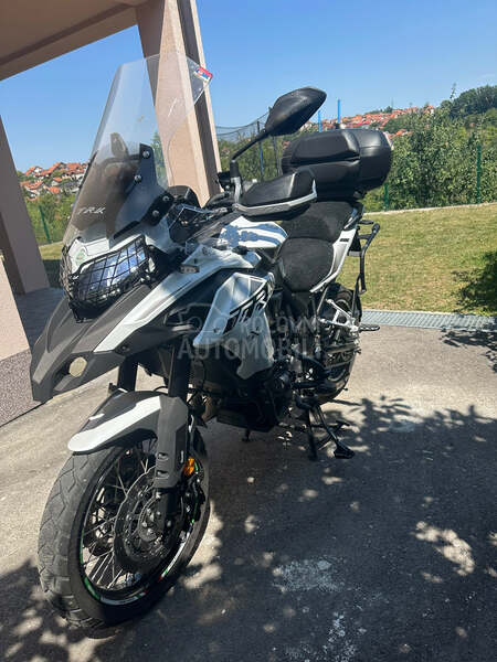 Benelli TRK502X