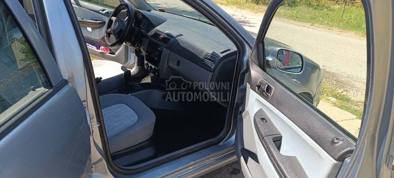 Škoda Fabia 1.4 16v