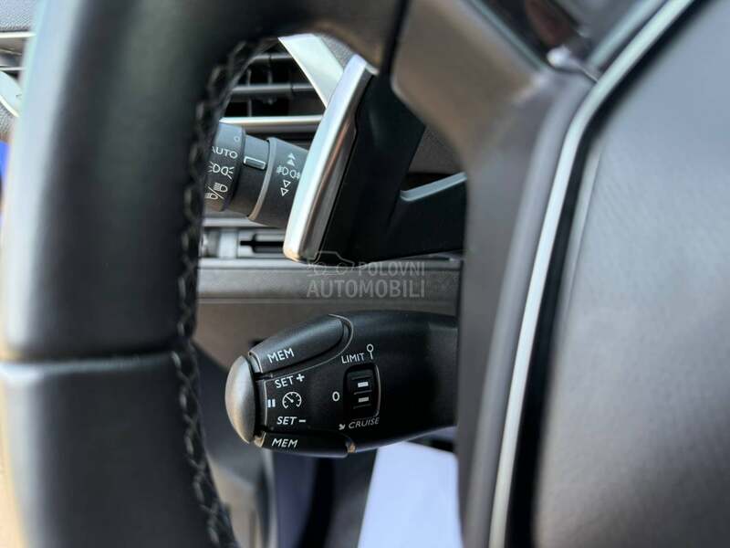 Peugeot 3008 1.5 HDI ALLURE EAT8