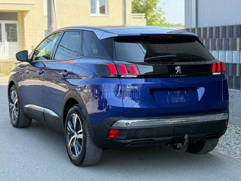 Peugeot 3008 1.5 HDI ALLURE EAT8