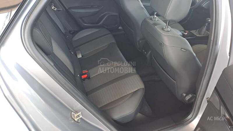 Peugeot 2008 1.5 BLU ALLUREE KAM