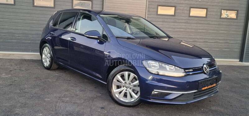 Volkswagen Golf 7 1.5 TSI HIGHLINE