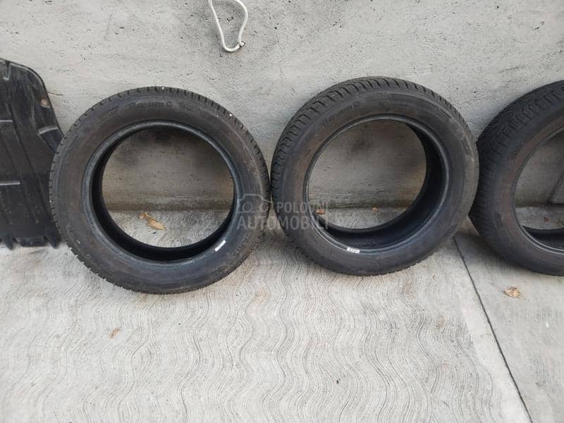 Barum 195/55 R16 Zimska