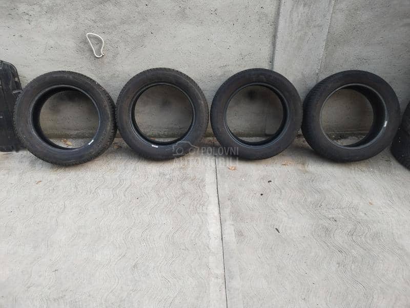 Barum 195/55 R16 Zimska