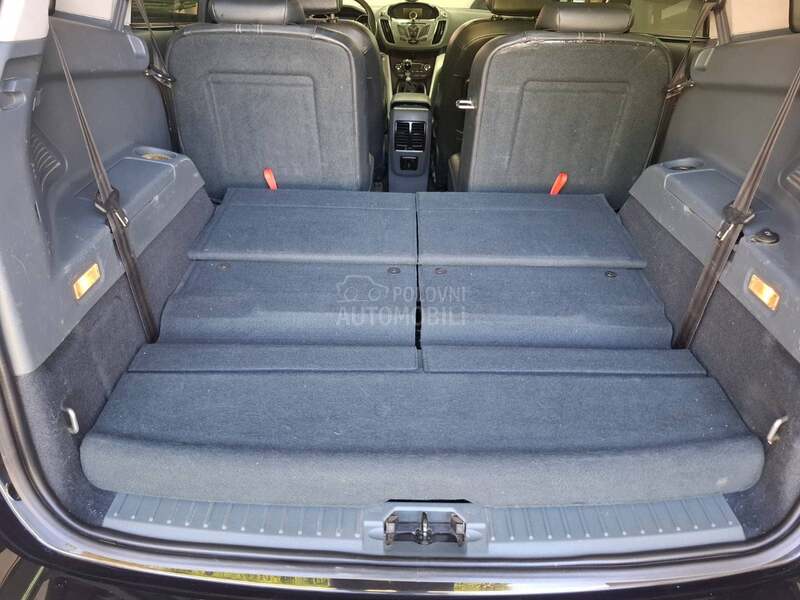 Ford C-Max titanijum