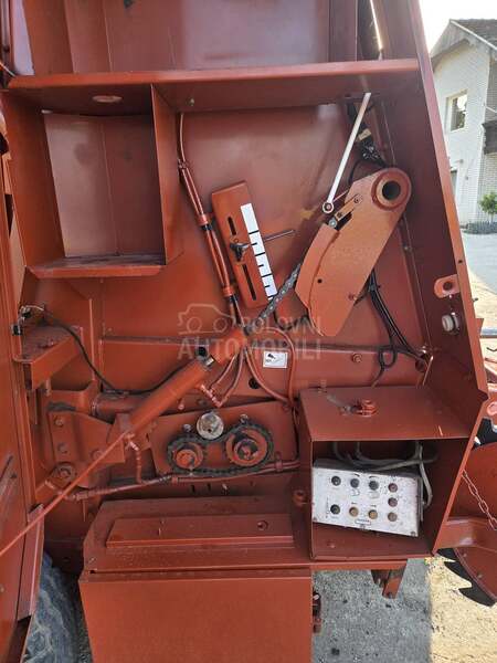 Fiatagri Hesston 5670