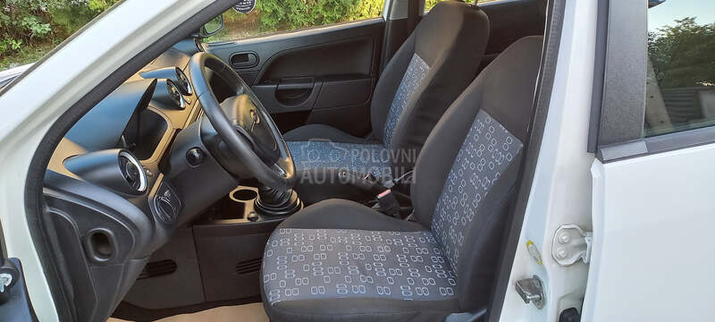 Ford Fiesta BESPREK0RNA
