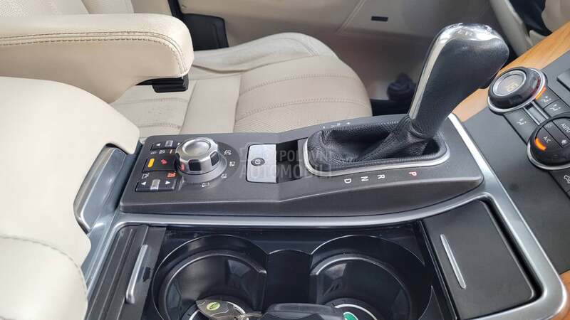 Land Rover Range Rover Sport 3.0 TDV6 HSE LUXURY