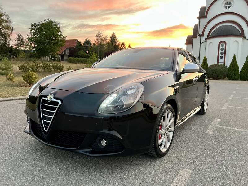 Alfa Romeo Giulietta 