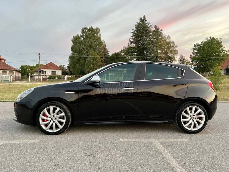 Alfa Romeo Giulietta 