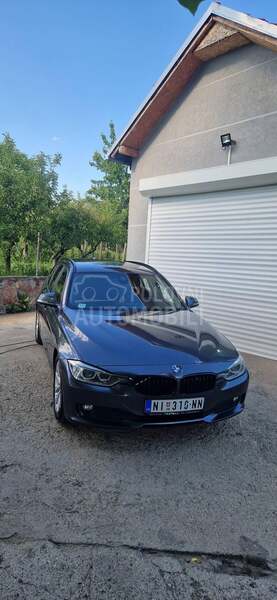 BMW 320 