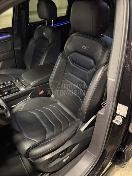 Volkswagen Touareg R line