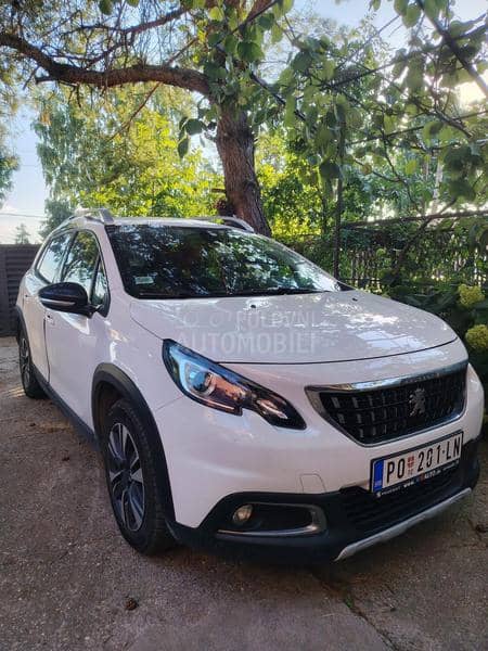 Peugeot 2008 Allure, Blue HDI 1,5