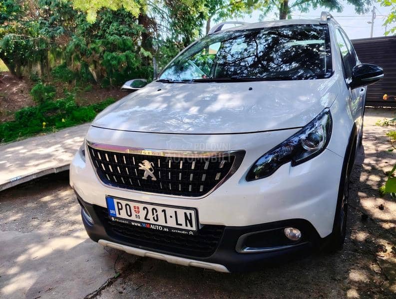 Peugeot 2008 Allure, Blue HDI 1,5