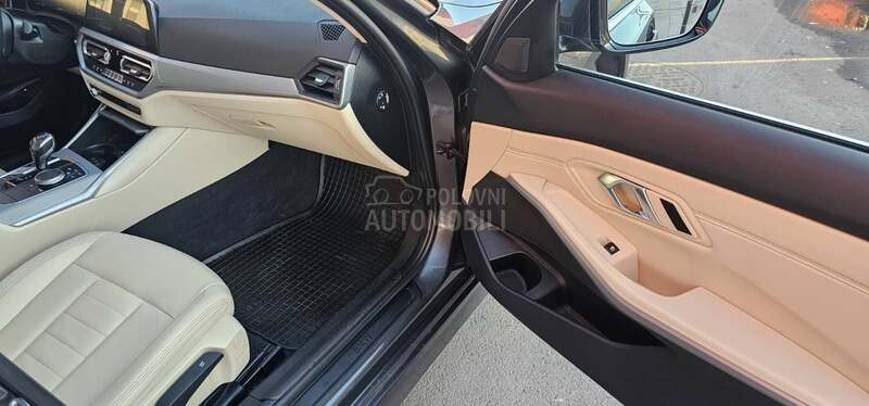 BMW 330 e hybrid