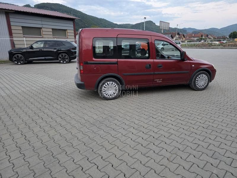 Opel Combo FABRIČKI METAN 1.6