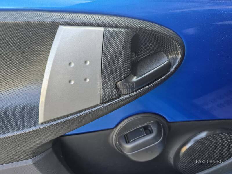 Peugeot 107 resty 1.0 b